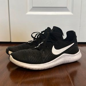 Nike Free TR8